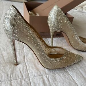 ✨ Gianvito Rossi Crystal Embellished Pumps – Size 39.5 (US 9.5) ✨